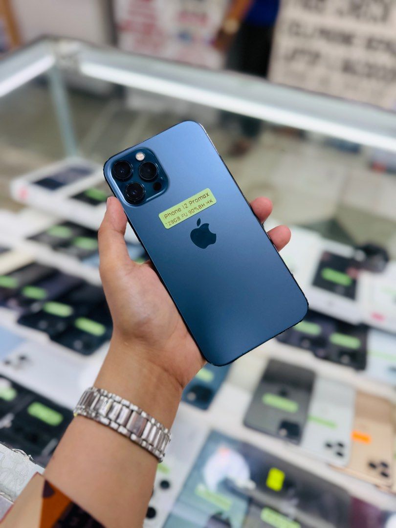 Iphone 12 Promax 128GB 90bh No issues openline hk variant (Category: iPhone 12 Series) located in San Juan City. Submitted by najihahtelecomshop2018 (Listing ID 1412686378, Image 1). Description: Legit Store | Original unit FOR SALE | TRADE / SWAP ▫️INSTALLMENT thru: 🔸Credit Card (straight / installment) 🔸Ggives / Gcredit + 6% interest 🔸Spay Later + 6% interest (RFS: Buy and Sell any kinds of Gadgets) Description: iPhone 12 Promax 128GB ( othe