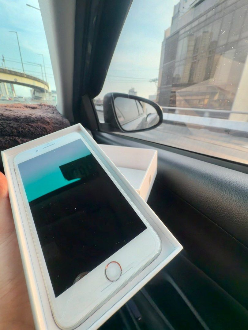 Iphone 8 plus Factory unlock (Category: iPhone 8 Series) located in Manila. Submitted by angelicao19940 (Listing ID 1412601411, Image 2). Description: IPHONE 8 plus WHITE and red edition 64gb available colors factory unlock brand new complete package all original Free case and free screen protection. w/lyear warranty in our store korea pm . Lalamove and meet up..