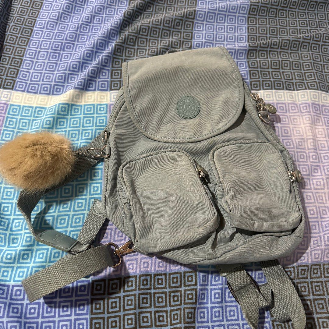 Kipling Firefly UP Small Shoulder Bag Backpack (Category: Backpacks) located in Manila. Submitted by caitlinmoon (Listing ID 1412678948, Image 1). Description: .