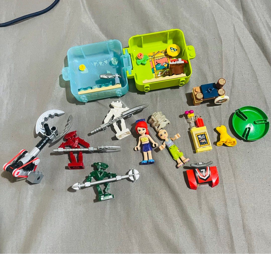 Lego Friends and Bionicle Set (Category: Lego & Building Sets) located in Santa Maria. Submitted by houseofluckytoystore (Listing ID 1412526366, Image 1). Description: Pre-Loved toys and signs of usage 800 plus SF opo what you see is what you get po For SURE BUYERS only lang po NO RESERVATION / Wala na din tawad MY LOCATION STA MARIA BULACAN Payment GCASH / Bank transfer (metrobank) - Lego set with Friends and Bionicle elements. - Includes: Lego 