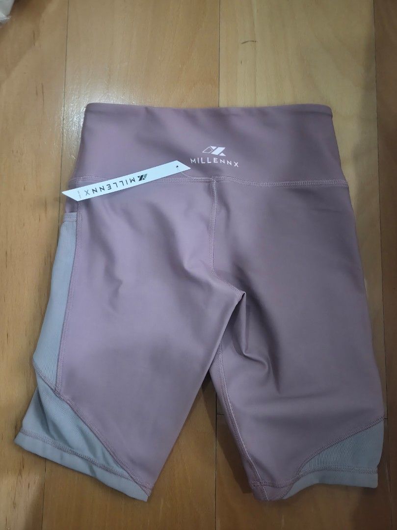 MillennX Active Shorts (Category: Shorts) located in Quezon City. Submitted by mooneon (Listing ID 1412607882, Image 2). Description: with free workout hip band.