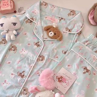 (Category: ) located in . Submitted by comforts_sparkles (Listing ID 1412645878, Image 1). Description: .