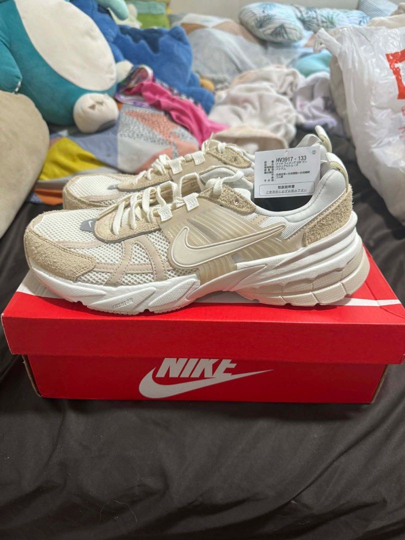 Nike Air Max Plus Sneakers (Category: Sneakers) located in Quezon City. Submitted by bubbles613 (Listing ID 1412529622, Image 1). Description: - Nike Air Max Plus sneakers - Color: Beige and White - W Size: US 11 - M Size: US 9.5 - Includes original box and tags - RFS: wrong size.