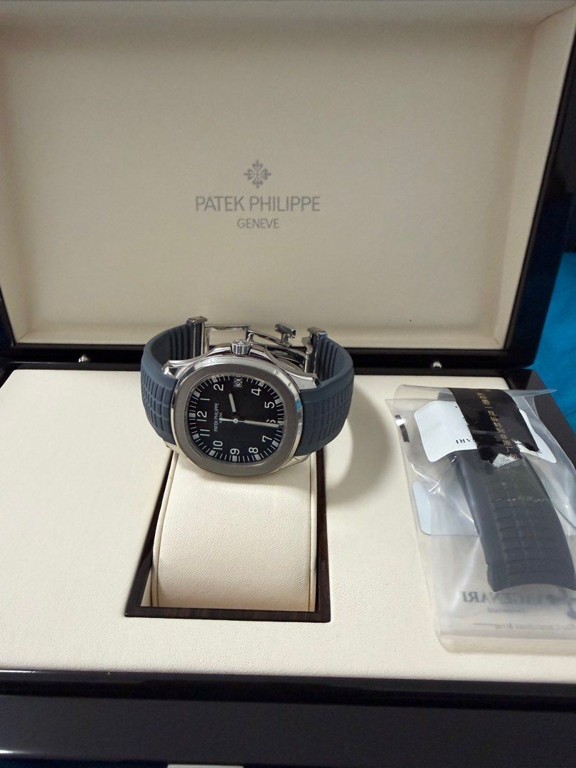 Patek Philippe Aquanaut 5167A-001 (2019) (Category: Watches) located in Singapore. Submitted by samco-samco (Listing ID 1412616931, Image 1). Description: - Patek Philippe Aquanaut 5167A-001 - Includes original box and papers - Comes with an oringal black strap - Features a black dial - Comfortable rubber strap - A timeless collector's piece - 2019 piece.