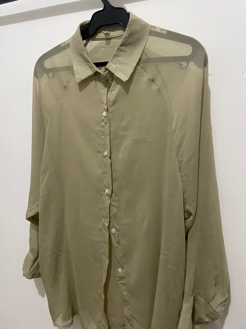 Pleated see-through Long Sleeve Top Unisex (Category: Longsleeves) located in Manila. Submitted by fromthearchives (Listing ID 1412653734, Image 3). Description: Type: Pleated see-through Long Sleeve Top Unisex Size: L-XL Color: Olive Beige Price: ₱180 .
