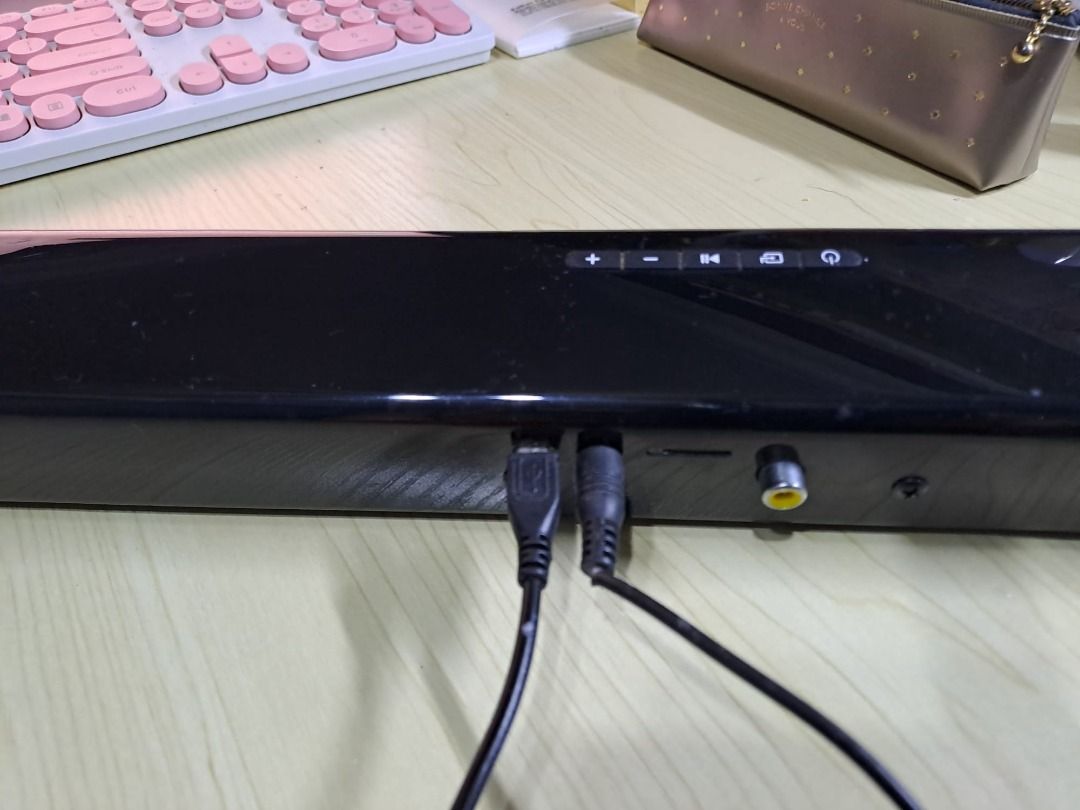 Portable wireless Bluetooth speaker65075949029121111
