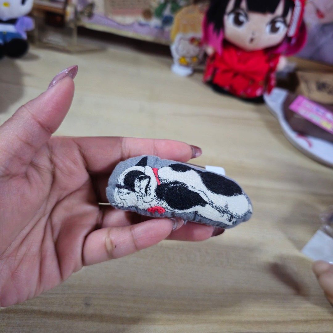 Pug Pin (Category: Luxury Accessories) located in Manila. Submitted by lovelylovesjapan (Listing ID 1412618312, Image 1). Description: 🌸The item is on-hand and authentic from Japan 🌸Mode of Payment (MOP): GCASH/Bank Transfer 🌸Mode of Delivery (MOD): J&T or Lalamove (Shipping every Saturday and Sunday) Notes: 🩷Breakable items are packed with care and caution. Seller will not be held liable for any damages incurred by the courier upon delivery 