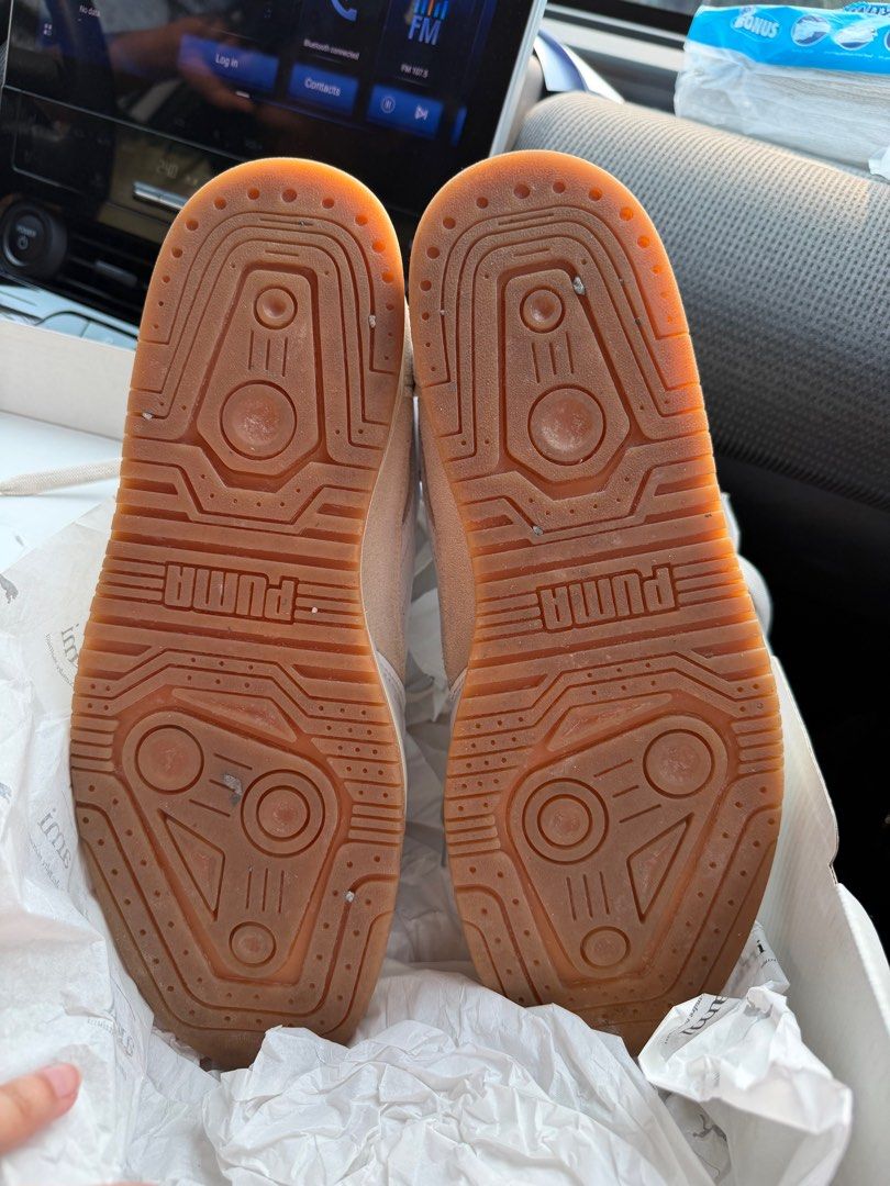 Puma SlipStream x AMI Paris (Category: Sneakers) located in Mandaluyong City. Submitted by treasureeverythingph (Listing ID 1412602693, Image 2). Description: Puma SlipStream x AMI Paris 10.5US (runs big - fits 11) 3500 Mandaluyong .