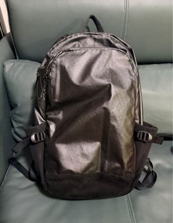 （分類：）位於 。 由 tee.buyer 提交（商品編號 1412682300，圖片 1）。簡介： 。
