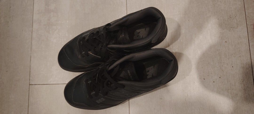 Size 11 New Balance 550 (Category: Sneakers) located in Pasay City. Submitted by dollph (Listing ID 1412618772, Image 2). Description: - New Balance 550 sneakers - All-black colorway - Features the iconic 'N' logo - Classic lace-up design.