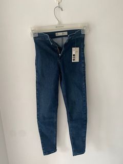 （分類：）位於 。 由 nouragk 提交（商品編號 1412611708，圖片 1）。簡介： 。