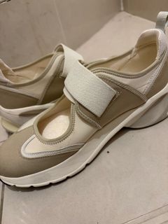 （分類：）位於 。 由 gutgor 提交（商品編號 1412574528，圖片 1）。簡介： 。