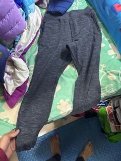 （分類：）位於 。 由 arcteryx 提交（商品編號 1412678781，圖片 1）。簡介： 。