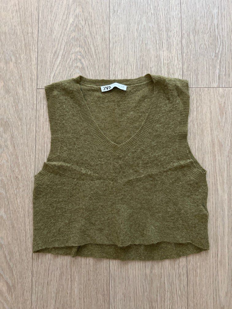 Zara knit crop sleeveless olive (Category: Blouses) located in Makati City. Submitted by myechung (Listing ID 1412547435, Image 1). Description: No when worn photos please. What you see is what you get. First to pay basis. Payment via gcash the I can send address for pick-up. Thank you! .
