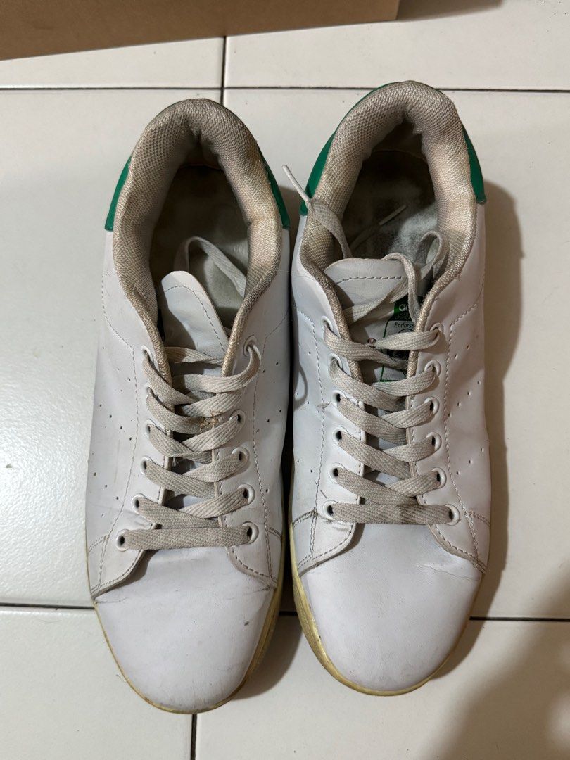 Adidas Stan Smith Shoes (Category: Sneakers) located in Manila. Submitted by itswayne (Listing ID 1412726348, Image 2). Description: - needs cleaning (soles are yellow-ish) - authentic - rfs: decluttering and too big for me .