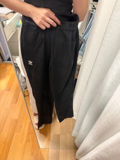 （分類：）位於 。 由 blackbeanss 提交（商品編號 1412827565，圖片 1）。簡介： 。
