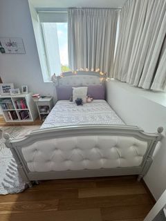 (Category: ) located in . Submitted by burkie (Listing ID 1412715992, Image 1). Description: .