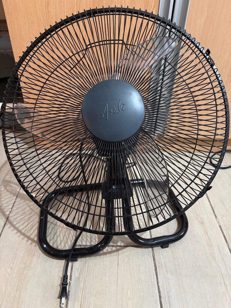 Asahi Electric Fan (Category: Fans) located in Makati City. Submitted by trufflecat (Listing ID 1412750761, Image 1). Description: .