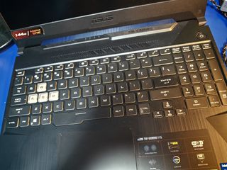 （分類：）位於 。 由 talktoyeet 提交（商品編號 1412802696，圖片 1）。簡介： 。