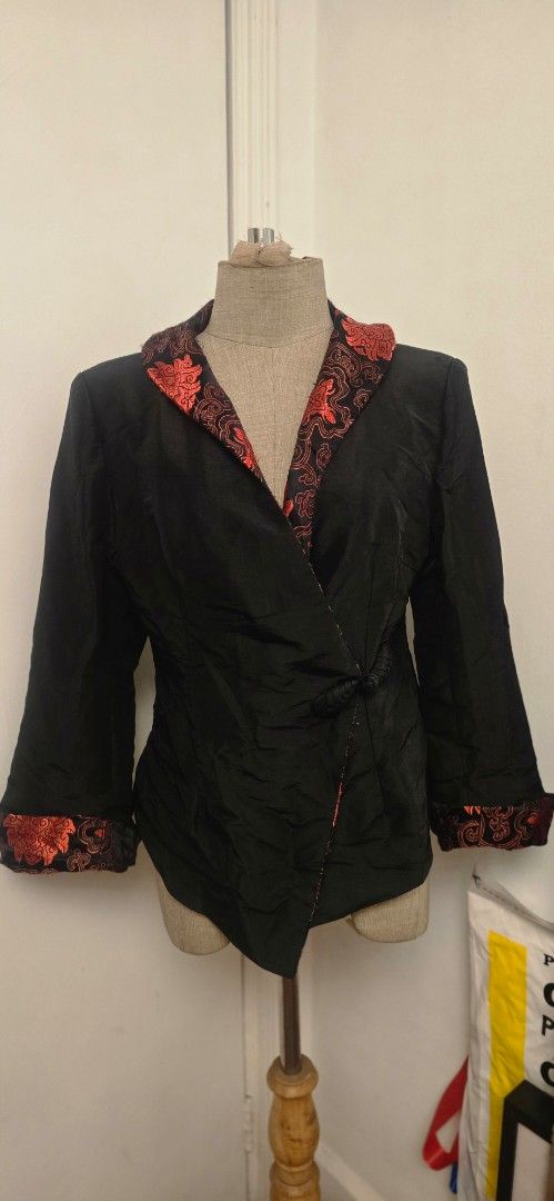 Black Jacket with Red Floral Embroidery (Category: Coats, Jackets and Outerwear) located in Manila. Submitted by foxydivas (Listing ID 1412823756, Image 2). Description: bought in U.S. good quality material barely used. has silk design on colar and cuffs can fit small and medium bought it 5500 pesos.
