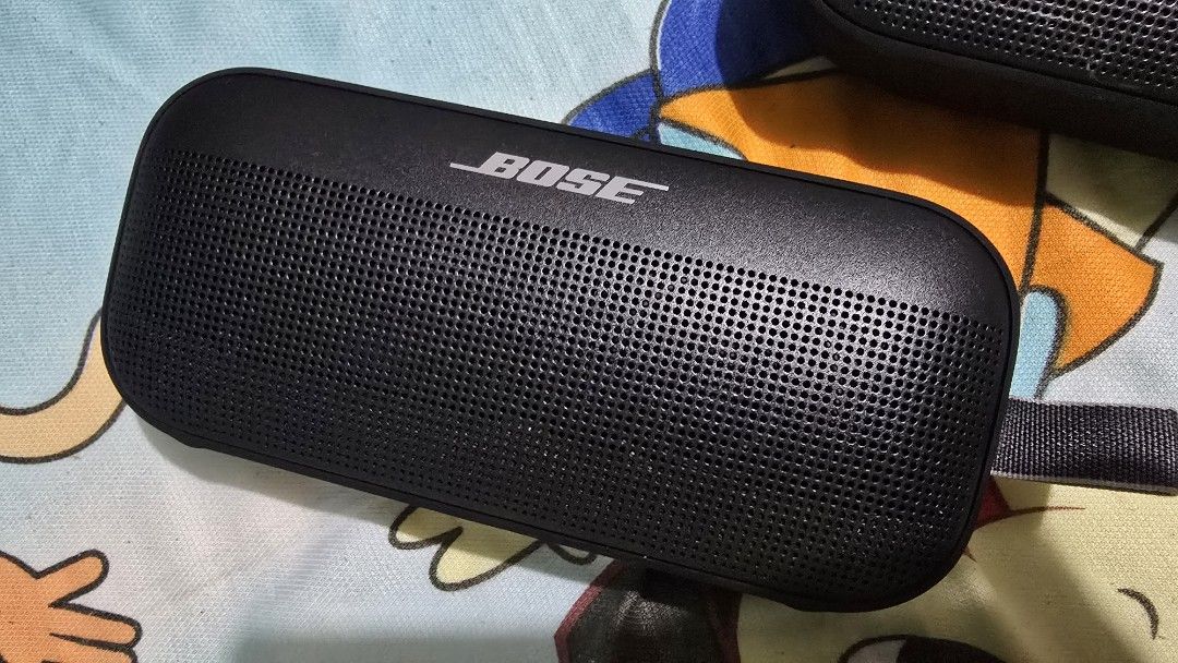 Bose Soundlink Flex Gen 1 (Category: Portable Music Players) located in San Miguel. Submitted by rrshopstore (Listing ID 1412807432, Image 3). Description: Bose Soundlink Flex 1. Php5.5k 2. Php6k 3. Php6k.
