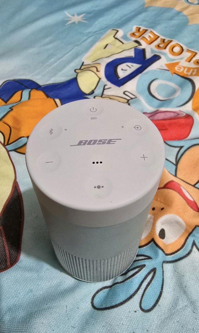 Bose Soundlink Revolve (Category: Portable Music Players) located in San Miguel. Submitted by rrshopstore (Listing ID 1412808117, Image 2). Description: Original Bose Soundlink Revolve.