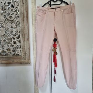 (Kategori: ) berada di . Dikirim oleh ciputpinki (ID iklan 1412720564, Gambar 1). Deskripsi: .