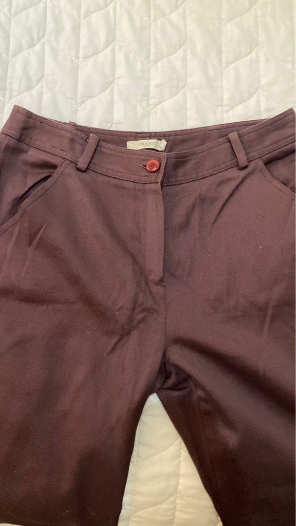 Chamber Wide Leg pants (Category: Jeans) located in Santo Niño. Submitted by starrin (Listing ID 1412752574, Image 1). Description: .