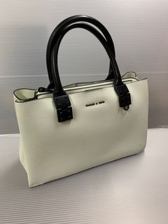 （分類：）位於 。 由 elsliu 提交（商品編號 1412768187，圖片 1）。簡介： 。