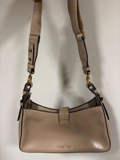 （分類：）位於 。 由 yumchoco 提交（商品編號 1412796557，圖片 1）。簡介： 。