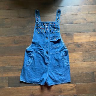 (Category: ) located in . Submitted by valensweeno (Listing ID 1412738646, Image 1). Description: .