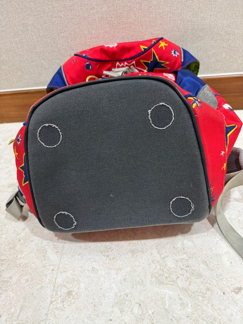 Ergobag Backpack (Category: Diaper Bags & Wetbags) located in Singapore. Submitted by shanzter (Listing ID 1412719817, Image 3). Description: Giving away for free. Collect from my doorstep. No meetups. Well used but still usable if you’re not fussy. Good bag for heavy loads. Adjustable back strap as the child grows up to 150cm. Self collection from Lakeholmz condo (walking distance from Lakeside MRT). .