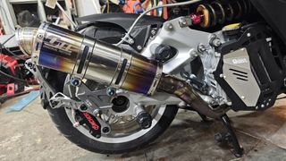 （分類：）位於 。 由 force180 提交（商品編號 1412837785，圖片 1）。簡介： 。