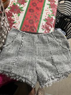 (Category: ) located in . Submitted by caroutops (Listing ID 1412753661, Image 1). Description: .