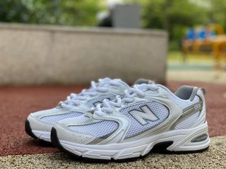 (Category: ) located in . Submitted by dailykickssg (Listing ID 1412764968, Image 1). Description: .