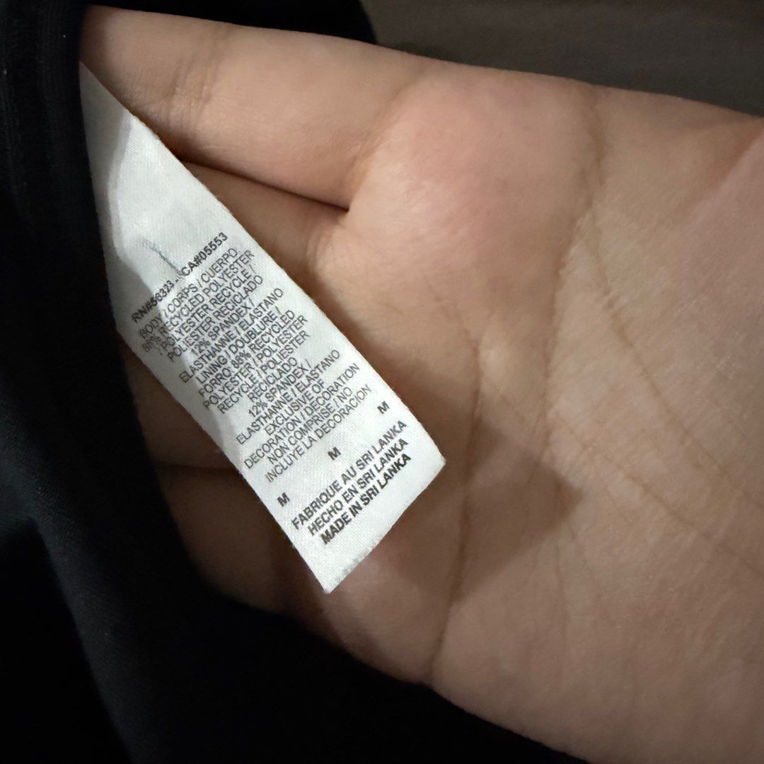Nike Drifit Sports Bra (Category: Activewear) located in Quezon City. Submitted by andreasclothes (Listing ID 1412808378, Image 3). Description: No pad. Negotiable Rfs dont like the fit Guaranteed auth got this in the US!.