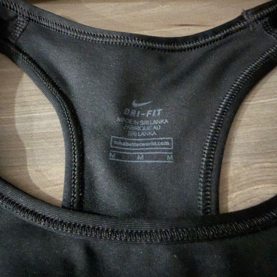 Nike Drifit Sports Bra (Category: Activewear) located in Quezon City. Submitted by andreasclothes (Listing ID 1412808378, Image 2). Description: No pad. Negotiable Rfs dont like the fit Guaranteed auth got this in the US!.