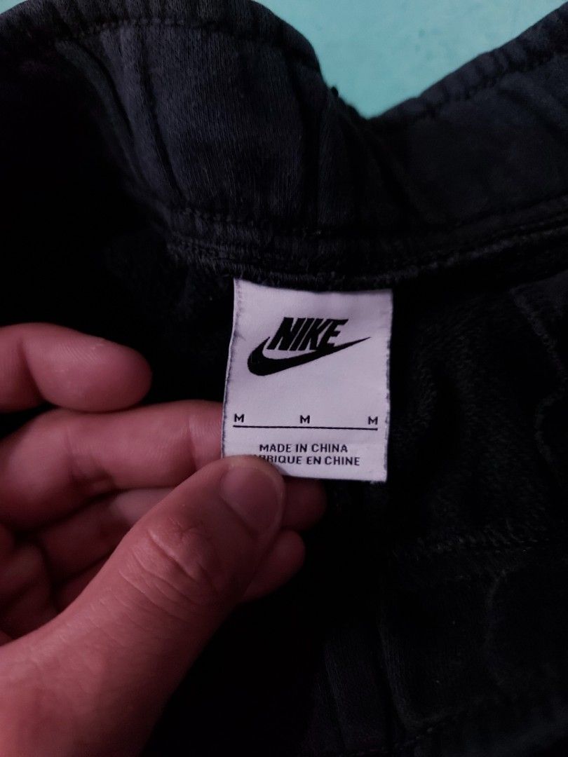 Nike Sweatshirt and Shorts/Pants Set (Category: Activewear) located in Quezon City. Submitted by cjc23 (Listing ID 1412712411, Image 3). Description: FOR SALENIKE TERNO LONGSLEEVES AND CARGO BOTH MEDIUM WHITE TAG EXCELLENT CONDI 9/10 BOTH 1999 PLUS SHIP LONGSLEEVES SIZE LARGE BLACK TAG AND SHORT SIZE MEDIUM BLUE TAG BOTH EXCELLENT AND 9/10 1599 PLUS SHIP PAG ASPAKC PAG USAPAN NATIN MANILA LOC PM PO.