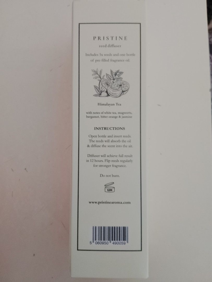 Pristine Himalayan Tea Reed Diffuser (Category: Home Fragrance) located in Singapore. Submitted by everstrong9 (Listing ID 1412808313, Image 2). Description: - Brand new Himalayan Tea reed diffuser - Includes 50ml of fragrance oil - Comes with reeds - Easy to use - Adds a fresh scent to your home - aromatherapy at home Meet at MRT station near your house. Add $5 to the listed price for me to deliver to your doorstep. Can only meet Sentosa Cove re
