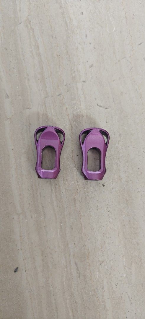Purple reel knobs (Category: Fishing) located in Singapore. Submitted by potaqi (Listing ID 1412785565, Image 1). Description: used for a short while, chmaged to a different colour pair of knobs.