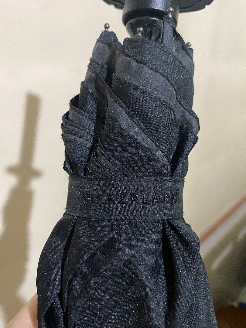 Samurai Sword Umbrella (Category: Umbrellas) located in Quezon City. Submitted by damn_zan (Listing ID 1412788975, Image 3). Description: .