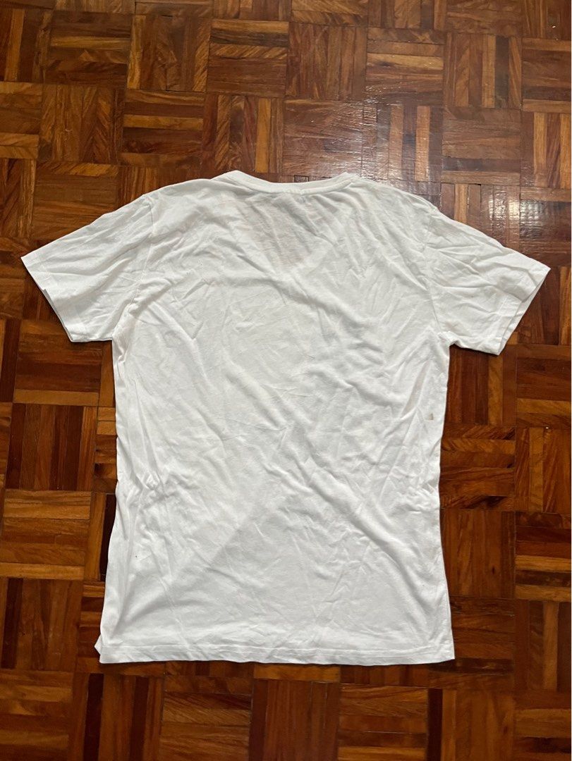 Semantic Design V-Neck (Category: Tshirts & Polo Shirts ) located in Paranaque City. Submitted by esotericgarbage_ (Listing ID 1412764171, Image 3). Description: 19x26.