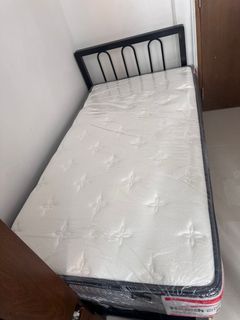 （分類：）位於 。 由 bookworm_97 提交（商品編號 1412805699，圖片 1）。簡介： 。