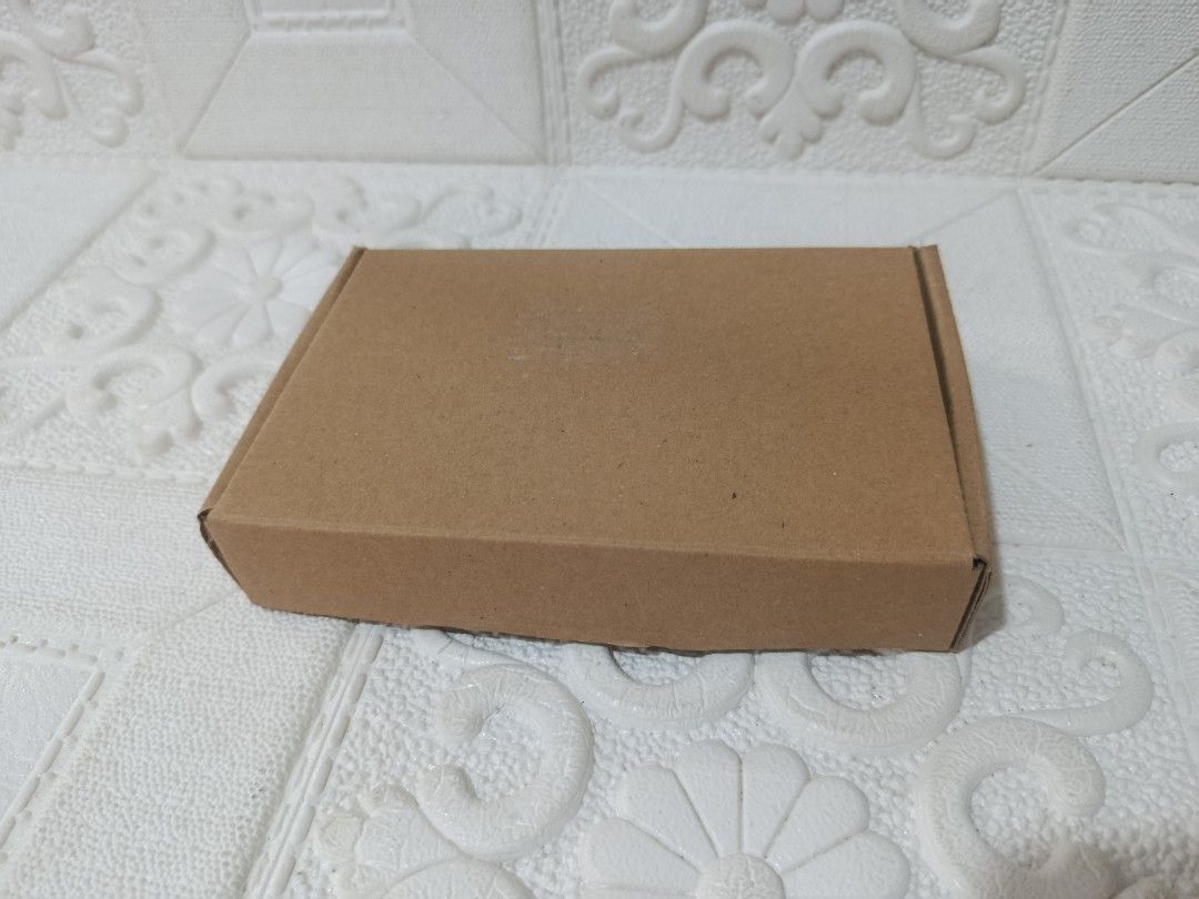Small Cardboard Packaging Box Corrugated Box (Category: Storage Boxes & Baskets) located in Quezon City. Submitted by truephoenix.16cee3 (Listing ID 1412769467, Image 3). Description: - Brand new brown cardboard boxes - Flat-packed for easy storage and assembly - Dimensions: 16cm x 10cm x 3cm - Perfect for small items or gifts To Take it all bundle: 5pcs x corrugated box Total price 5.5 pesos x 5pcs. = 28 pesos Jute string also available, 48m or 