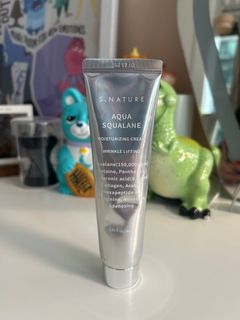 （分類：）位於 。 由 hereiscrystal 提交（商品編號 1412788238，圖片 1）。簡介： 。