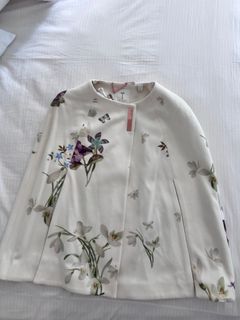 （分類：）位於 。 由 ankietse 提交（商品編號 1412840949，圖片 1）。簡介： 。