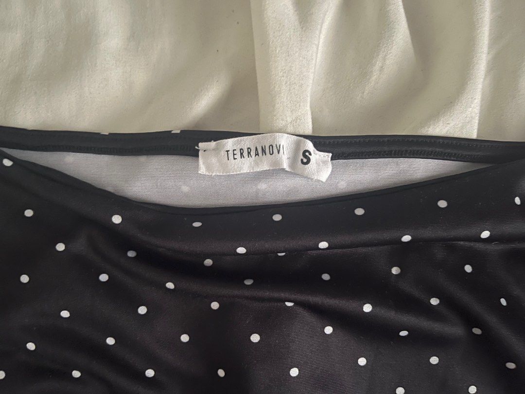 Terranova Polka Dot Boatneck Top (Category: Sleeveless) located in Las Pinas. Submitted by mrcps (Listing ID 1412785512, Image 2). Description: .