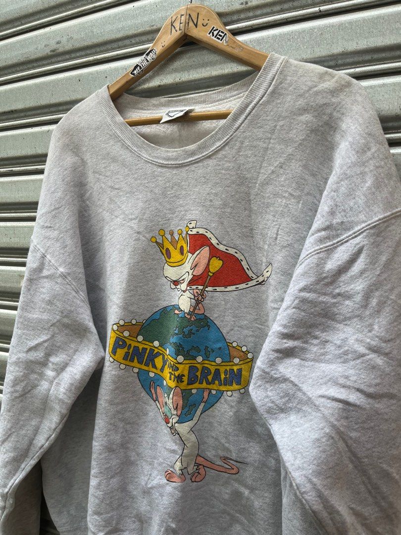 Vintage Animanics Sweatshirt (Category: Coats, Jackets and Outerwear) located in Manila. Submitted by abejaronke97521 (Listing ID 1412730156, Image 2). Description: 27 length 25 width.