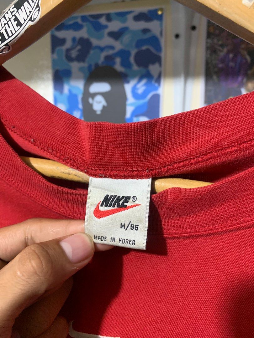 Vintage center swoosh nike (Category: Tshirts & Polo Shirts ) located in Manila. Submitted by abejaronke97521 (Listing ID 1412767157, Image 3). Description: 28 length 20 width.