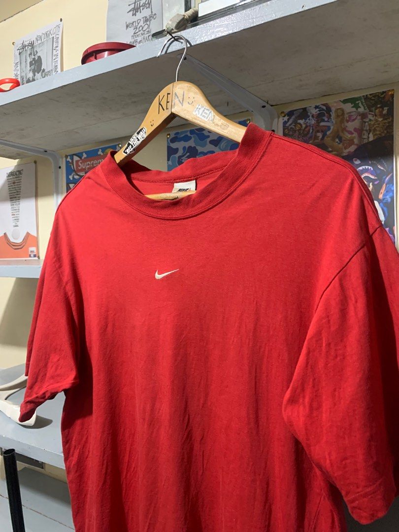 Vintage center swoosh nike (Category: Tshirts & Polo Shirts ) located in Manila. Submitted by abejaronke97521 (Listing ID 1412767157, Image 2). Description: 28 length 20 width.